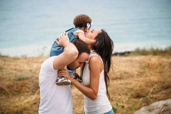 Happy Young Family White Shirts Blue Jeans Small Daughter Dress — Foto Stock