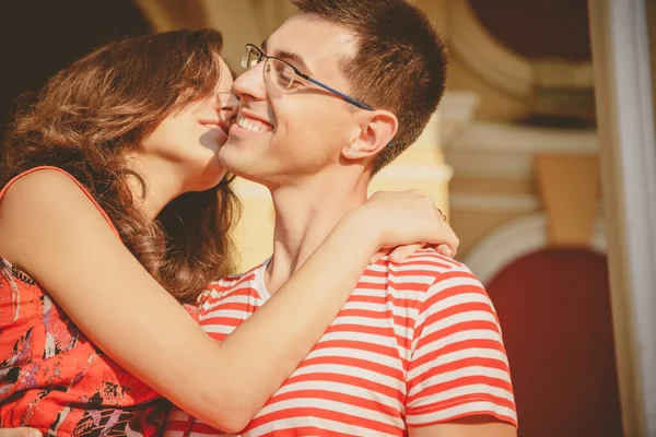 Attractive Young Couple Smiling Kissing Close Happy Couple Red Clothes — Stock Photo, Image