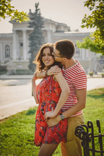 Beautiful Young Smiling Couple Love Hugging Kissing Spending Time Together — Stockfoto