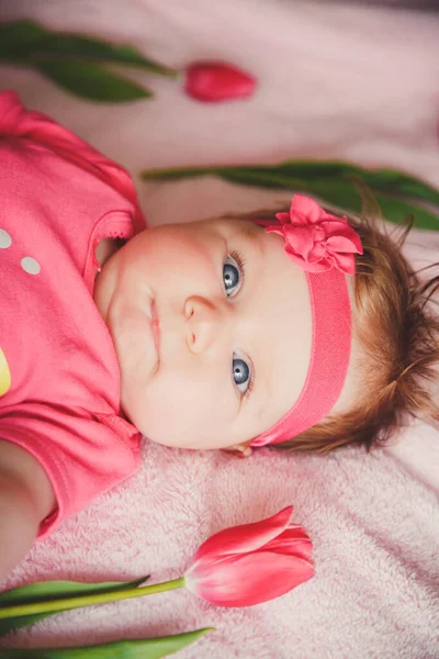 Close Portrait Cute Happy Smiling Baby Girl Lying Pink Bed — Stock Photo, Image
