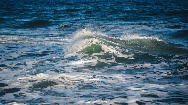 Close Uma Bela Onda Wave Splash Detalhes Fundo Abstrato — Fotografia de Stock