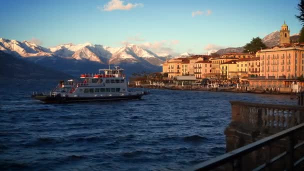 Bellagio Μαργαριτάρι Της Λίμνης Como Χειμώνα Στο Ηλιοβασίλεμα Ένα Υποβλητικό — Αρχείο Βίντεο