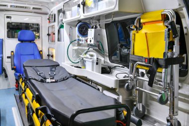 Acil durum ekipmanları ve cihazları, Ambulans içsel ayrıntıları.