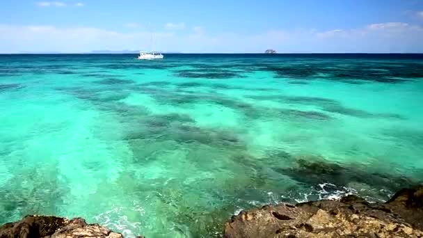 Море Острова Майтон Частный Остров Пхукете Таиланд — стоковое видео