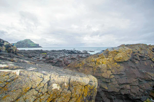 Severní Irsko Mořské Pobřeží Západ Slunce Antrim Krajiny Giants Causeway — Stock fotografie