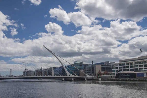 Samuel Beckett Bridge Draaibare Brug Een Kabelbrug Dublin Ierland Juli — Stockfoto