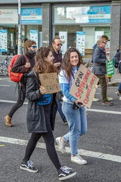 Uma Marcha Ação Climática Dublin Para Coincidir Com Conferência Cop26 — Fotografia de Stock