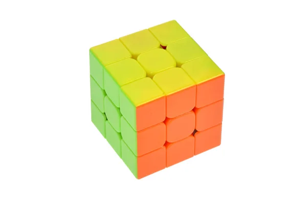 Rubik Cubo Primer Plano Sobre Fondo Blanco — Foto de Stock