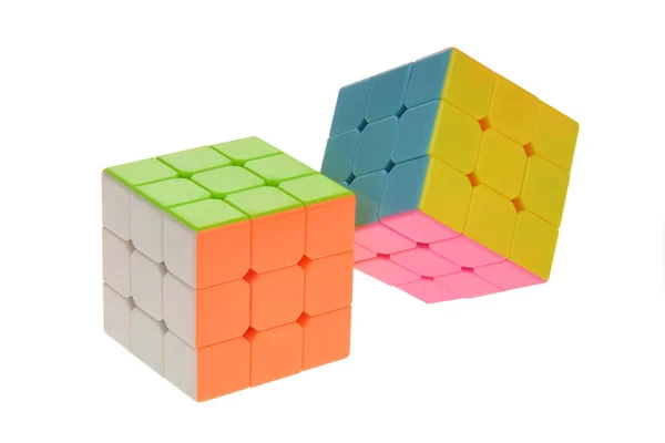 Rubik Cube Zbliżenie Białym Tle — Zdjęcie stockowe