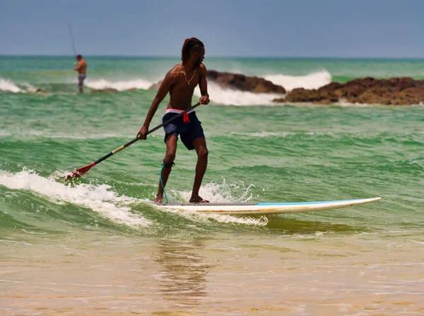 Somone Senegal Novembro Circa 2021 Surfistas Iniciantes Não Identificados Mar — Fotografia de Stock
