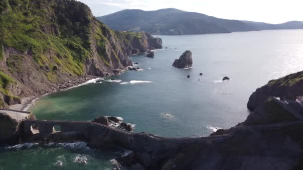 Flygfoto Över San Juan Gaztelugatxe Helgedom Baskien Norra Spanien — Stockvideo