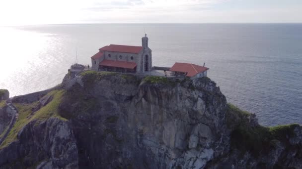 Kuzey Spanya Bask Bölgesi Ndeki San Juan Gaztelugatxe Tapınağının Hava — Stok video