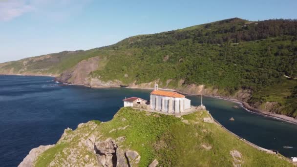Aerial View San Juan Gaztelugatxe Shrine Basque Country North Spain — Stock Video