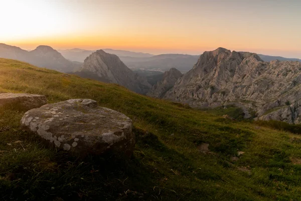 Sunset Mountains Urkiola Natural Park Basque Country Spain High Quality — Foto de Stock
