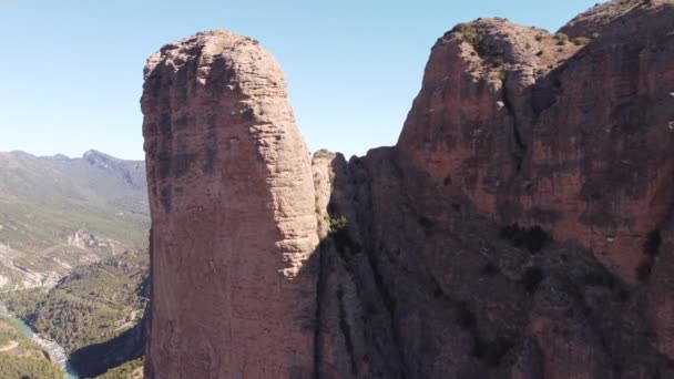 Вид Вертикальных Каменных Стен Мальос Риглос Уэска Испания Высококачественные Кадры — стоковое видео