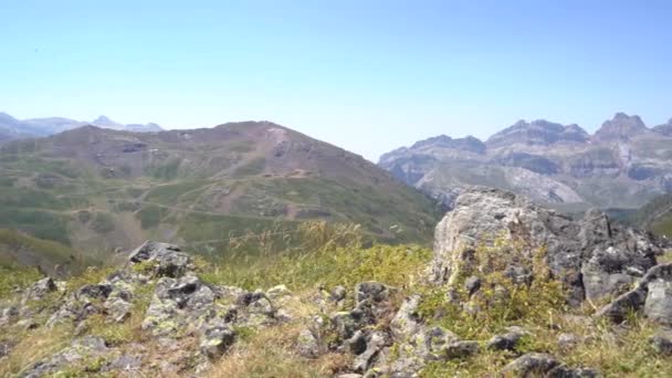 Vista Panorámica Los Pirineos Españoles Día Ventoso Imágenes Alta Calidad — Vídeo de stock