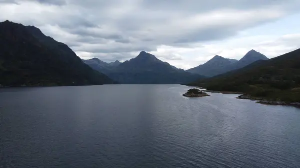 Blick Auf Die Fjorde Auf Den Lofoten Norwegen Einem Bewölkten — Stockfoto