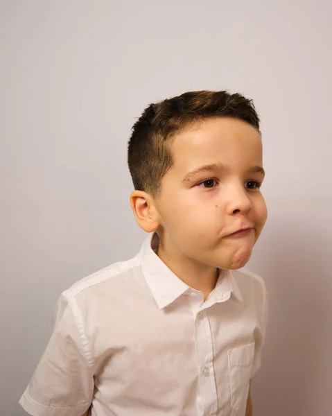 Boy Shows His Emotion Thoughtfulness Reflection Strange Expression Boy Studio — Stock Photo, Image