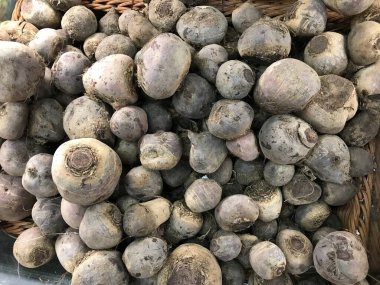 Arka plan için pancar pazarındaki pancarın odaklanmış resmi 