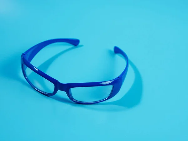 Blauwe Bril Met Geïsoleerde Transparante Lenzen Voor Modeconcept — Stockfoto