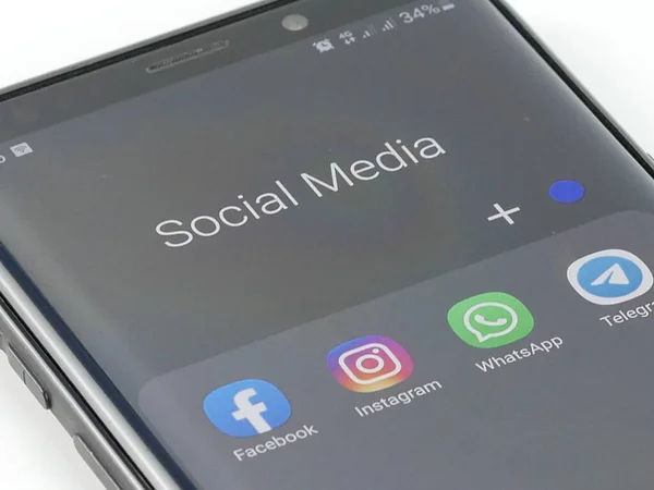 Redes Sociales Como Facebook Whatsapp Instagram Telegram Pantalla Del Teléfono —  Fotos de Stock