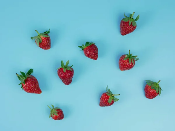 Strawberries Blue Background Top View Healthy Vegetarian Fruit Concept — Fotografia de Stock
