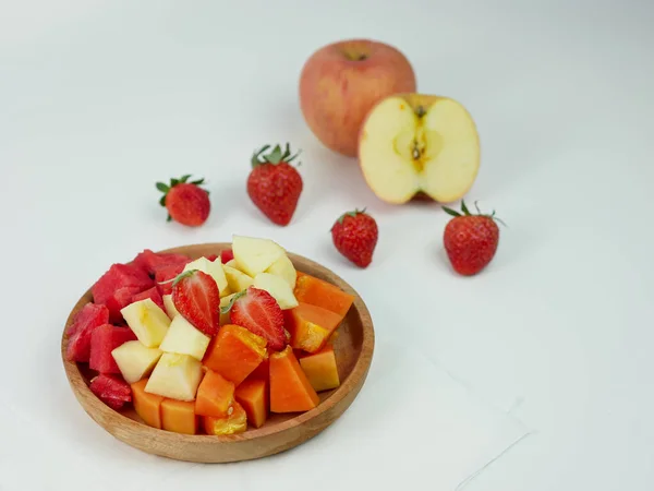 Sliced Strawberry Papaya Apple Watermelon Wooden Plate White Background Healthy — Stockfoto