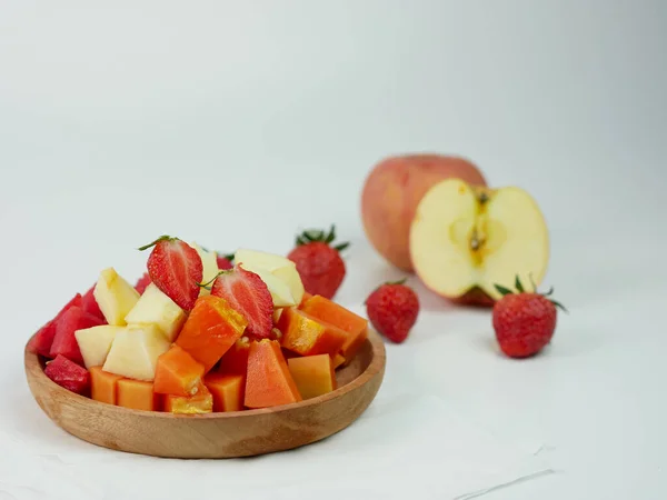 Sliced Strawberry Papaya Apple Watermelon Wooden Plate White Background Healthy — Stockfoto