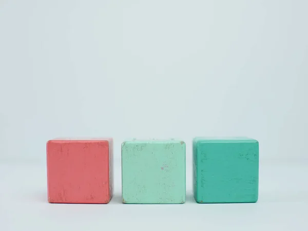 Kleurrijke Houten Speelgoed Blokken Witte Achtergrond — Stockfoto