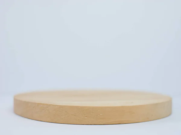 Okrągła Deska Cięcia Drewna Izolowana Białym Tle Koncepcja Wyświetlania Produktu — Zdjęcie stockowe
