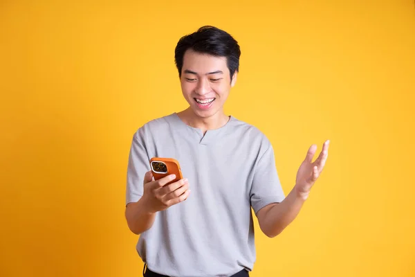 Asian Young Man Posing Yellow Background — Stock Photo, Image