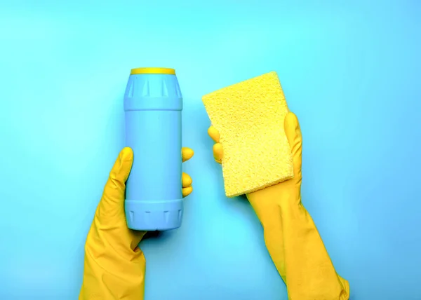Cleaning Powder Sponge Hands Blue Background Minimalism — Zdjęcie stockowe
