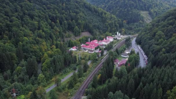 Drone footage of Hospital Orthopedics and Traumatology in Azuga Brasov Romania — Vídeos de Stock