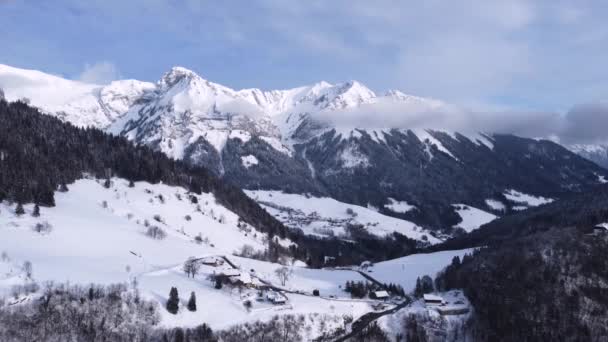 Beautiful Epic Scale Mountain Range French Alps Aerial Drone Footage — Vídeo de stock