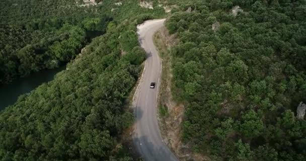 Uitzicht Herfst Weg Met Auto Luchtfoto Van Een Landweg Een — Stockvideo