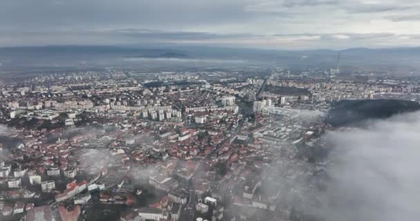 Flyg Brasov Centrum Häpnadsväckande Utsikt Över Den Europeiska Gamla Staden — Stockvideo