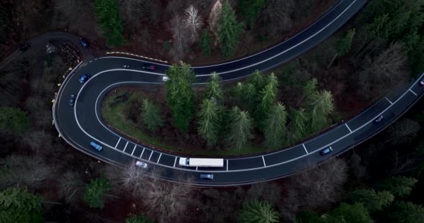 Aerial Top Drone Shot Winding Mountain Road Close Sunset Cars — Wideo stockowe