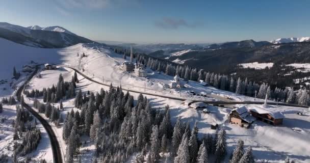 Monastery Pirslop Pass Maramuses Covered Snow Sunny Day High Quality — Vídeos de Stock