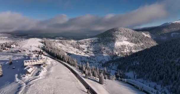 Монастырь Пирслоп Перевал Марамусе Покрыты Снегом Солнечный День Высококачественный Dji — стоковое видео