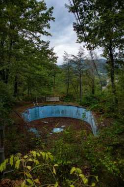 Villa del Cavaliere, villa abbandonata vicino a Grizzana Morandi, citt metropolitana di Bologna, Emilia Romagna