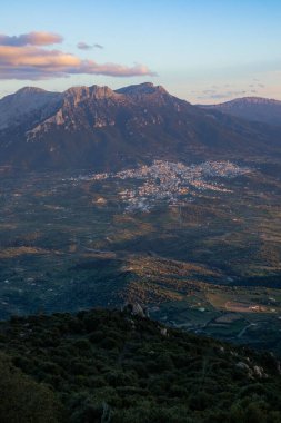 Tramonto Konsolosu Corrasi e su Oliena dal Monte Ortobene, Sardegna
