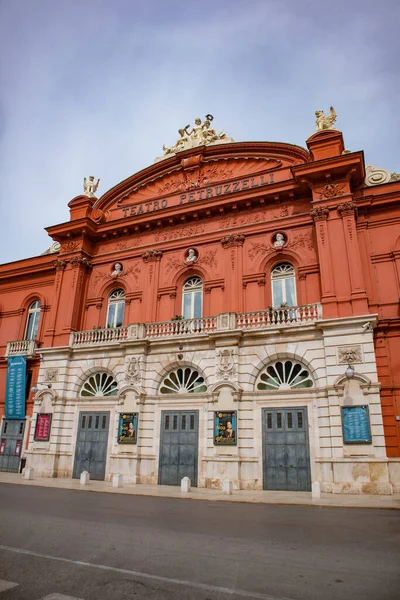 Teatro Petruzzelli, citt di Bari, Puglia