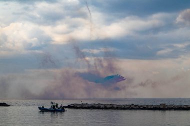 Esibizione delle Frecce Tricolore per le Ã it di San Nicola di Bari, citt di Bari, Puglia