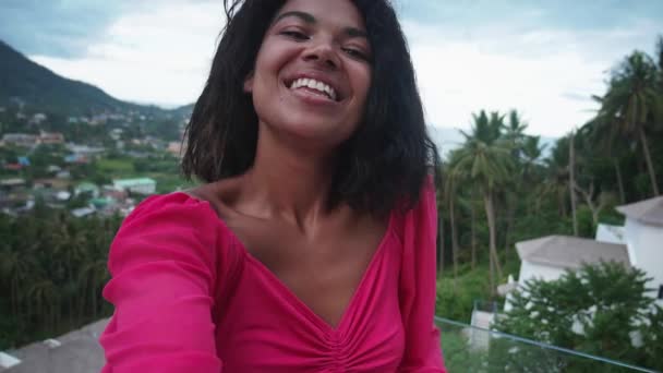 Joyful Multiethnic Woman Inspired Tourist Having Video Call Standing Balcony — Vídeo de stock