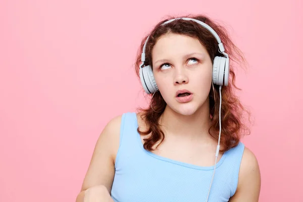 Cute girl with headphones music emotions entertainment technology — Stock Photo, Image