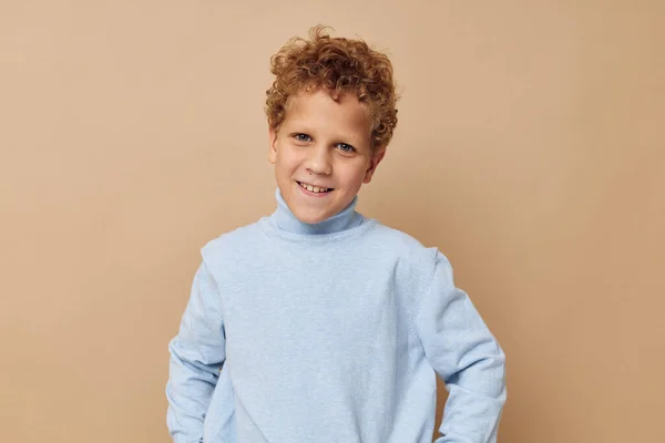 Curly boy childrens style fashion emotions isolated background — Foto Stock