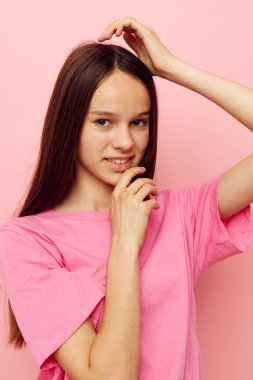 Fotoğrafçı güzel kadın yaz stili çekici görünüyor yaşam tarzı değişmemiş