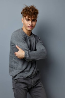 Sapık adam şişirilmiş gövde modeli hayat tarzını değiştirmemiş