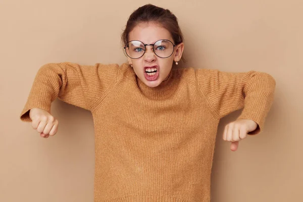 Cute girl with glasses emotions gesture hands childhood unaltered — 图库照片