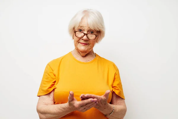 Emocional anciana salud estilo de vida gafas tratamiento de cerca — Foto de Stock